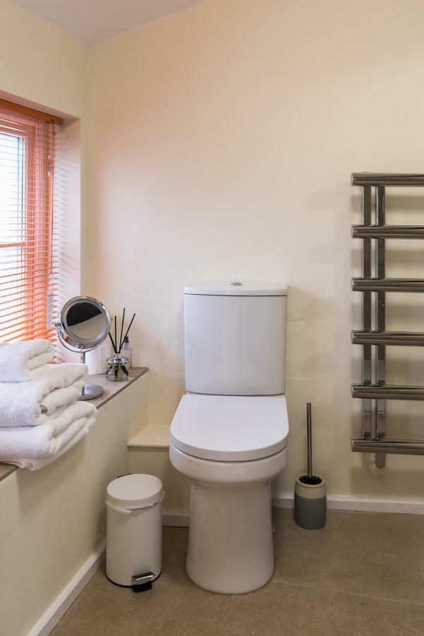 Luxury 3 Bed Flat In The Centre Of Woodstock Apartamento Exterior foto